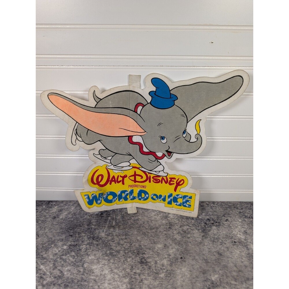 Vintage Walt Disney PRODUCTIONS World on Ice DUMBO THE ELEPHANT Felt Banner 12”